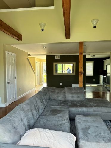 32 Pendleton Ln, Londonderry NH  03053-3676 exterior