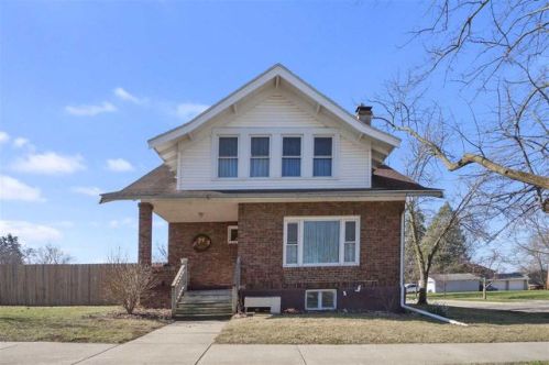 235 Main St, Sutliff IA  52253-9608 exterior