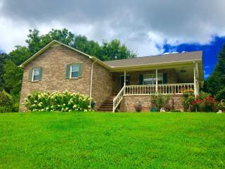 2622 Lake Pointe Dr, Cookeville, TN 38506-4403