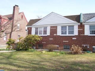 205 Church Rd, Meadowbrook, PA 19046-5104