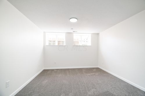 332 Oxford Oak Dr, Blacklick OH  43004-8481 exterior