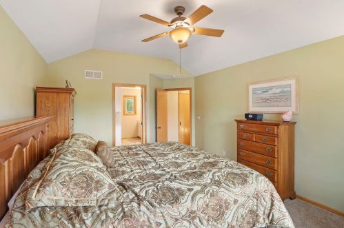 10210 80th St, Kenosha WI  53158-2054 exterior