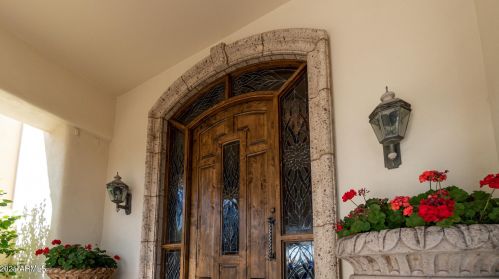 15645 7 St, Phoenix AZ 85014-4142 exterior