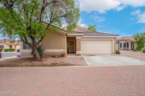 2361 Palm Beach Dr, Chandler, AZ 85249-4667