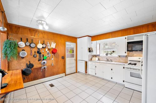 1011 1st Ave, Belmar NJ  07719-3301 exterior