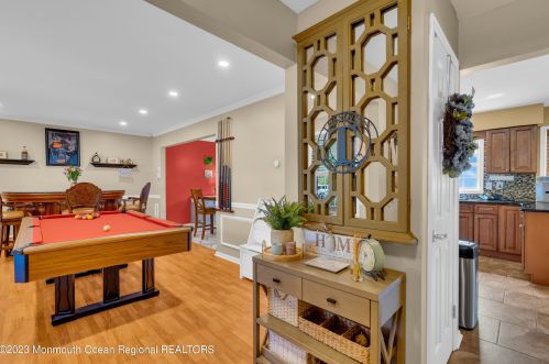 51 Camden Dr, Bricktown NJ 08723-7552 exterior