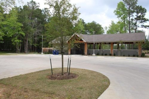 28960 Arena Dr, Waller, TX 77484