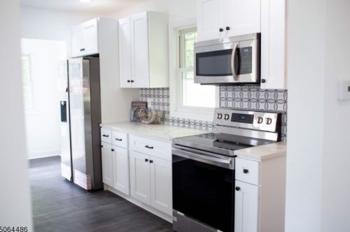 12 Sampson Ave, Dover NJ  07801-2734 exterior