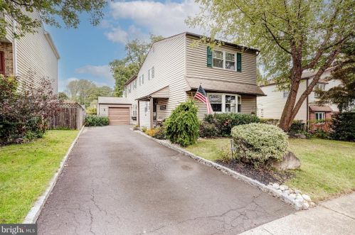 1718 Ridgeway Ave, Willow Grove, PA 19090-4329