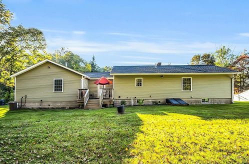 74 Millville St, Salem NH  03079-2620 exterior