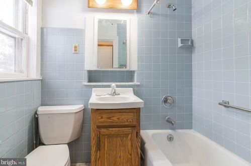 229 Morris Rd, Lansdale PA exterior