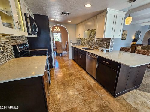 6911 Friess Dr, Scottsdale AZ  85254-3410 exterior