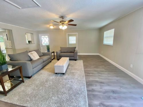1512 Avenue C, Winter Haven FL  33881-4430 exterior