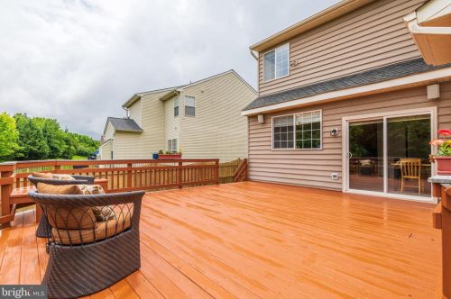 167 Alpine Dr, Leesburg VA 20175-6172 exterior