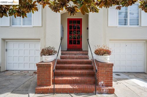 1635 Scenic Ave, Berkeley CA  94709-1347 exterior