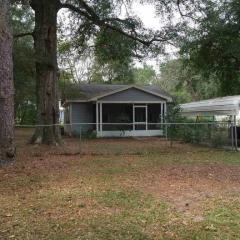 4710 Center Dr, Tallahassee FL  32305-7320 exterior