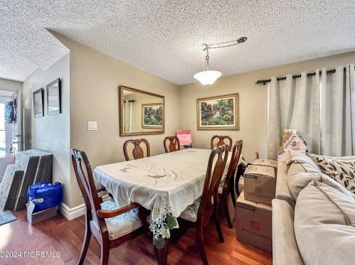 95 Tulip Ln, East Freehold NJ  07728-4088 exterior