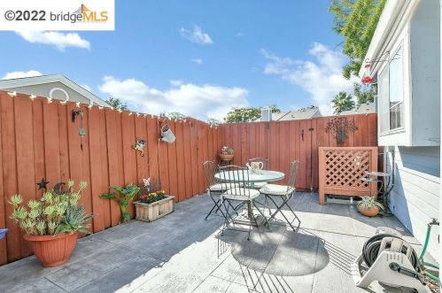 1531 Peachtree Cmn, Livermore, CA 94551-1469