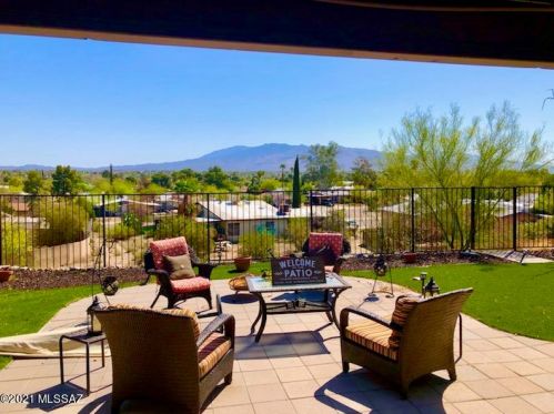 3321 Calexico Ave, Tucson AZ 85730-2647 exterior