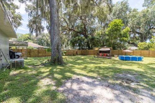 2250 Cr 452, Lake Panasoffkee FL  33538-5449 exterior