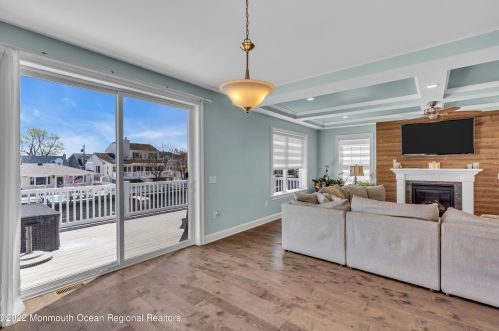 21 Halsey Dr, Bricktown NJ  08723-7510 exterior