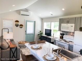 217 Flamingo Dr, Cocoa, FL 32926-3102