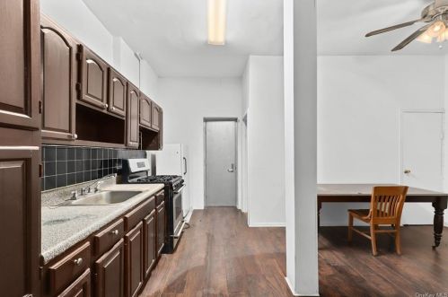 1030 Ogden Ave, Bronx NY  10452-4347 exterior