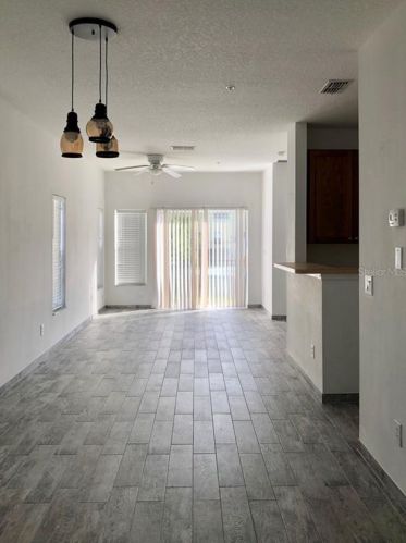 10148 Regent Square Dr, Orlando, FL 32825-4518