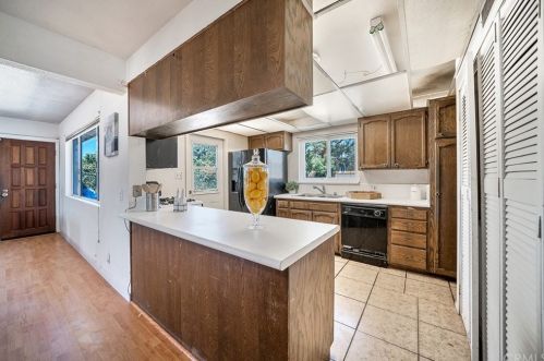 13371 Neptune Ct, Garden Grove CA  92843-2724 exterior