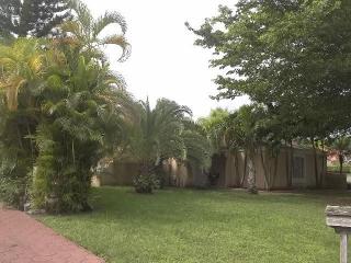 15320 152nd Ter, Miami, FL 33187-5458