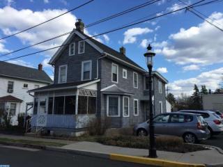 224 Wood St, Gardenville, PA