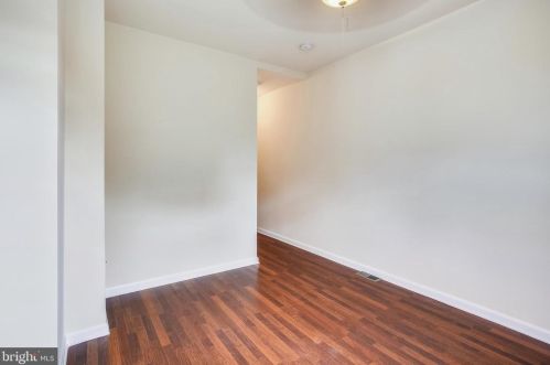 309 K St, Washington DC  20003-3452 exterior