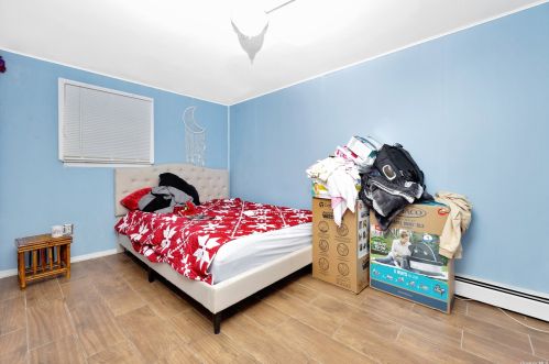 164 Belmont Ave, Babylon NY  11704-5229 exterior