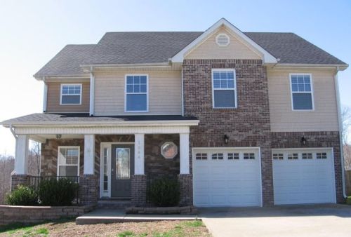 1084 Ishee Dr, Clarksville, TN 37042-6672