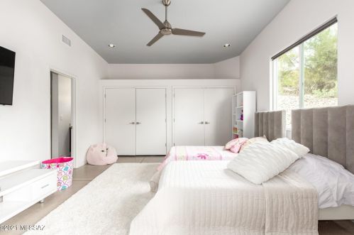 5702 Rio Verde Vis Dr, Tucson AZ  85750-1971 exterior