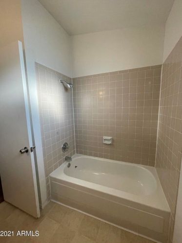 2717 Estrella Dr, Chandler AZ 85224-7813 exterior