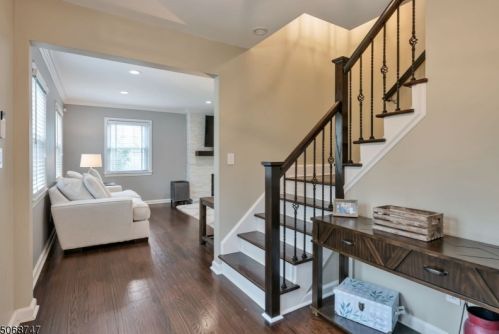 123 Francisco Ave, West Paterson, NJ 07424-2402
