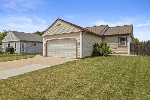 606 Main St, Waukesha, WI 53186-5153