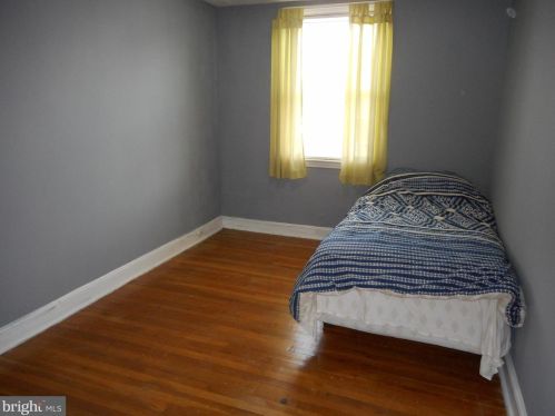 330 Pine St, Manor PA  19036-1008 exterior