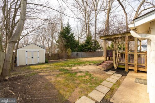 6614 Huntsman Blvd, Springfield VA 22152-2621 exterior