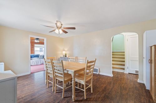 236 Maryland Dr, Glenshaw PA  15116-1724 exterior