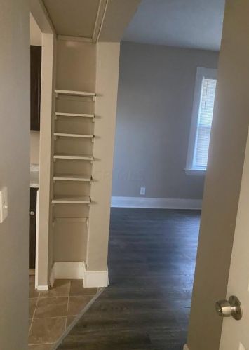 4570 Hamilton Ave, Cincinnati OH  45223-1777 exterior