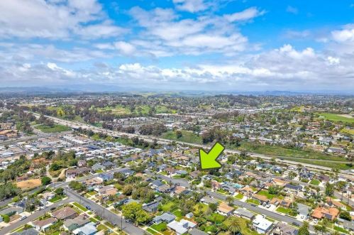 1442 Burroughs St, Oceanside CA  92054-5431 exterior