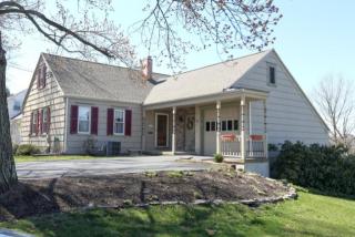 47 Hilldonia Ave, Dallas, PA 18612-1116