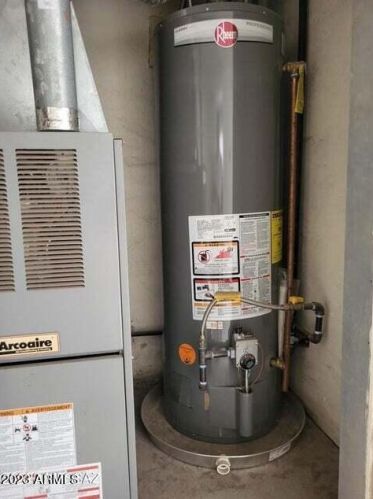 320 Campbell Ave, Tucson AZ 85718-1304 exterior