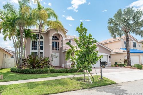 3550 177th Ave, Hollywood FL  33029-1681 exterior