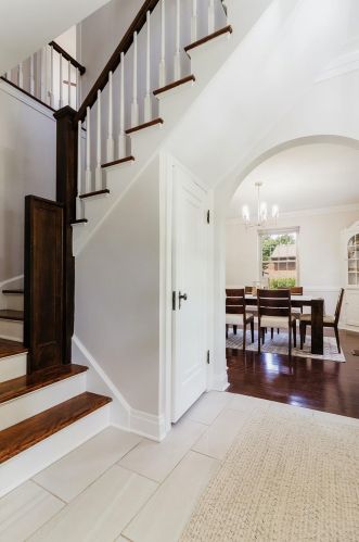 225 Ellendale Pkwy, Crown Point IN  46307-4341 exterior