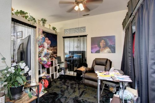 8675 Tennis Club Ct, Elk Grove CA  95624-3291 exterior