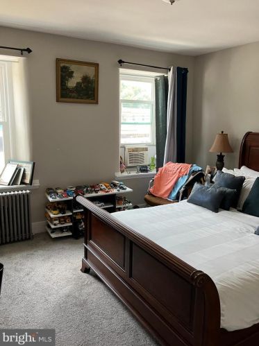 742 Main St, Norristown PA  19401-4102 exterior