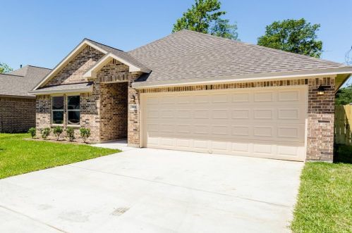 519 2nd St, Morgans Point, TX 77571-5135